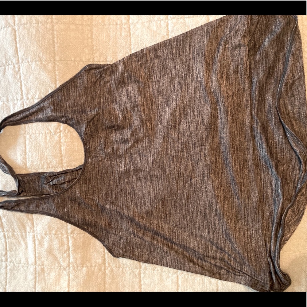 Lululemon singlet